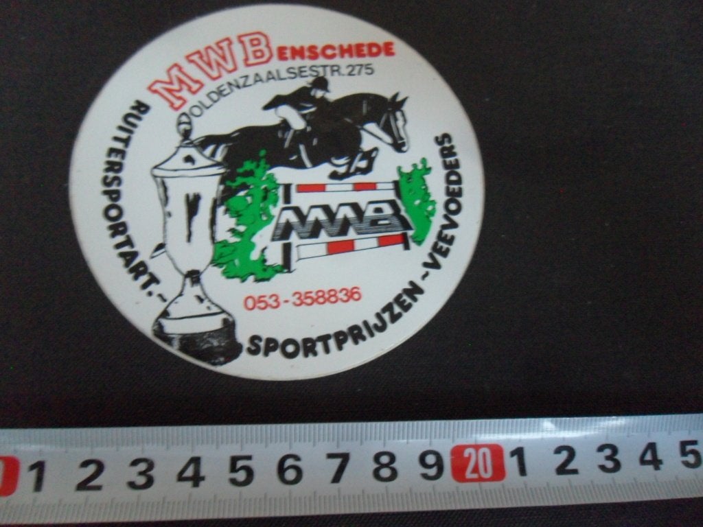 sticker Enschede MWB Ruitersportart. Sportprijzen Veevoeders, Verzamelen, Ophalen of Verzenden, Zo goed als nieuw