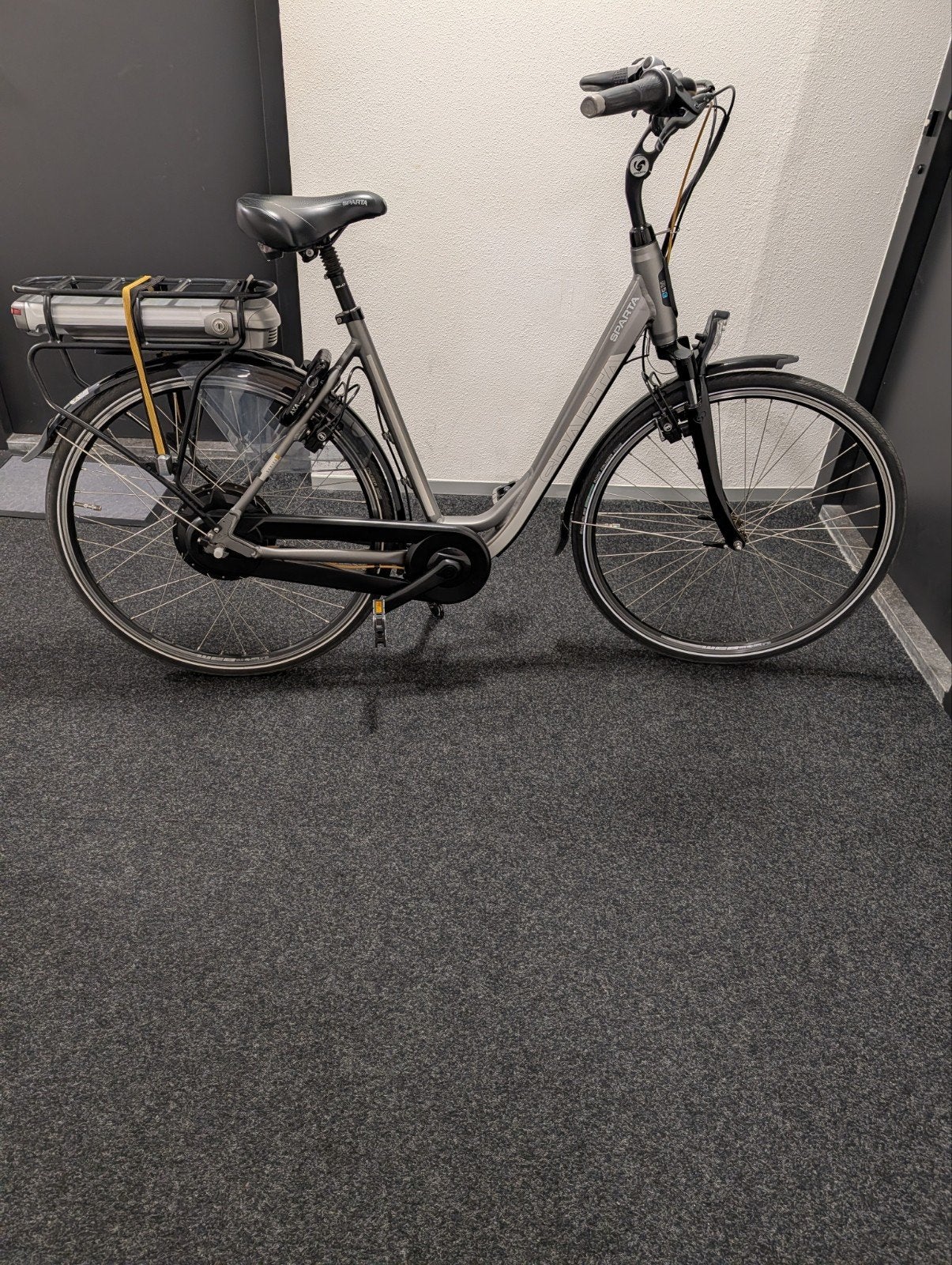 Sparta E-bike met boekjes en 2 sleutels, Fietsen en Brommers, Elektrische fietsen, Ophalen, Sparta, Gebruikt, 51 tot 55 cm