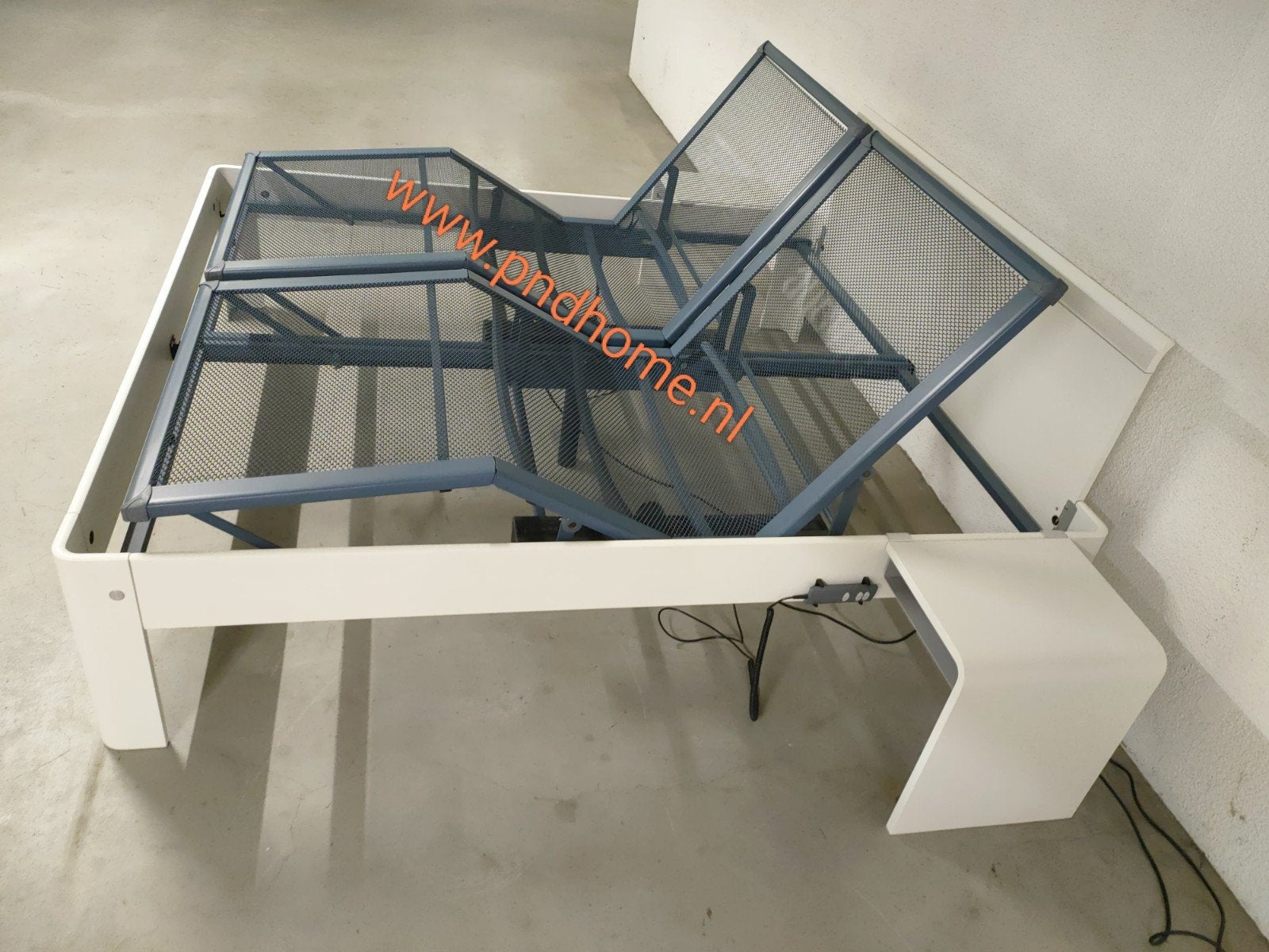 Auping Auronde 2000 elektrische verstelbaar hoog model, Verstelbaar, Auping Auronde bed type 2000 elektrische verstelbaar, Wit