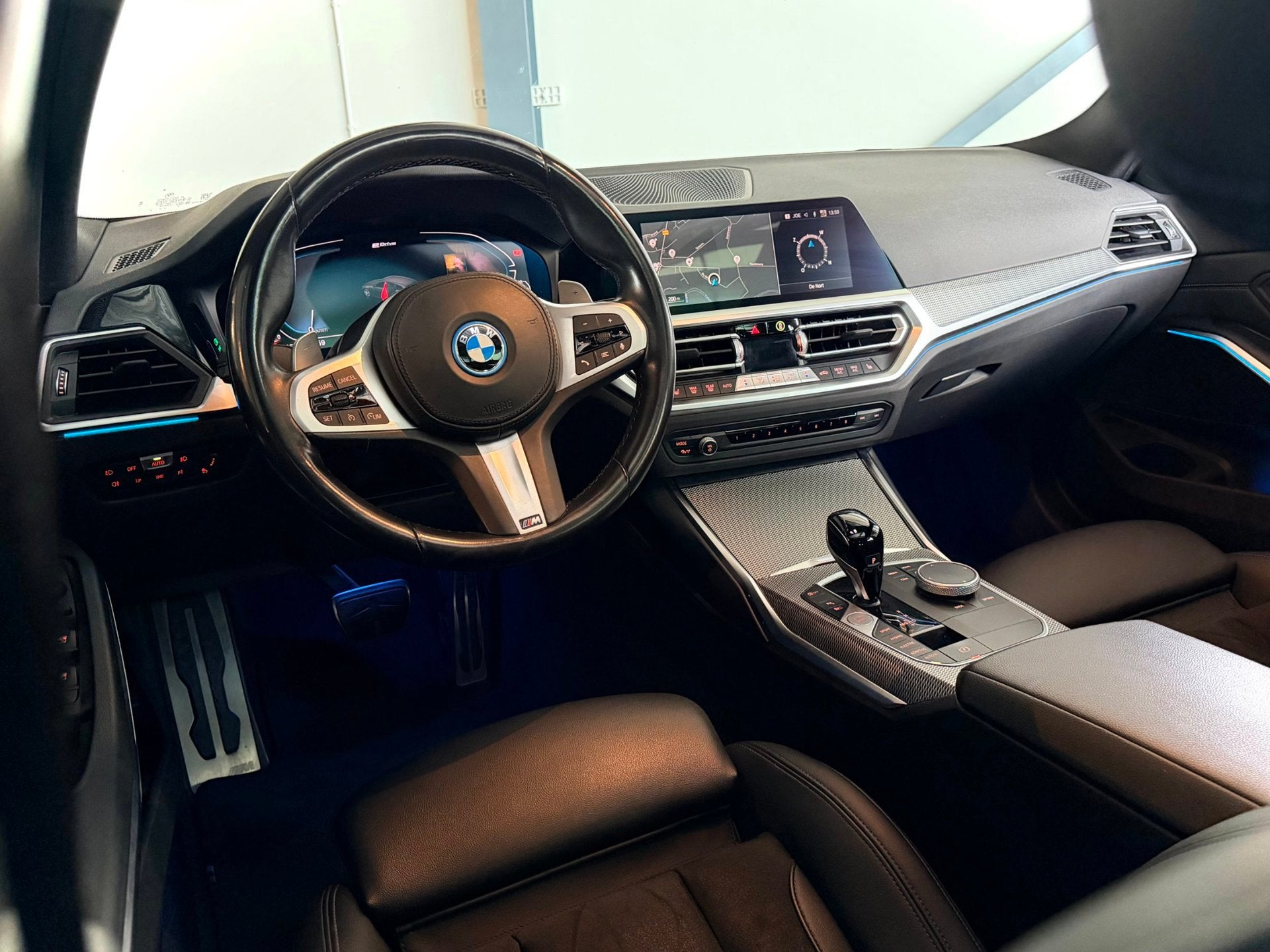 BMW 3-serie Touring 330e xDrive M-Sport, Panodak, Trekhaak,, Auto's, 1998 cc, Gebruikt, 4 cilinders, 1865 kg