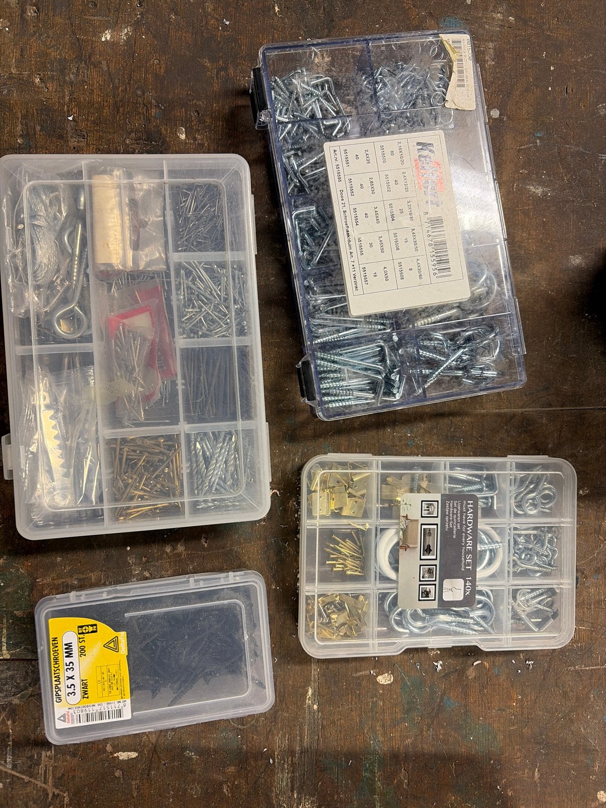 Diverse bevestigingsmaterialen: schroeven, spijkers, haken, Ophalen of Verzenden, Gebruikt