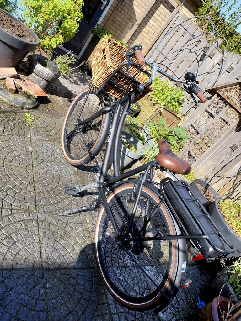 Leuke Moderne Union elektrische fiets met mand, Ophalen, Gebruikt, Overige merken