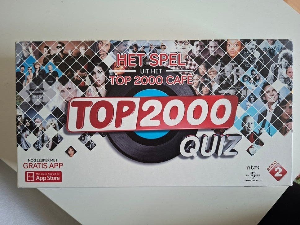 Top 2000 Quiz - Het spel uit het Top 2000 café, Drie of vier spelers, Ophalen of Verzenden, Zo goed als nieuw, Universal Music