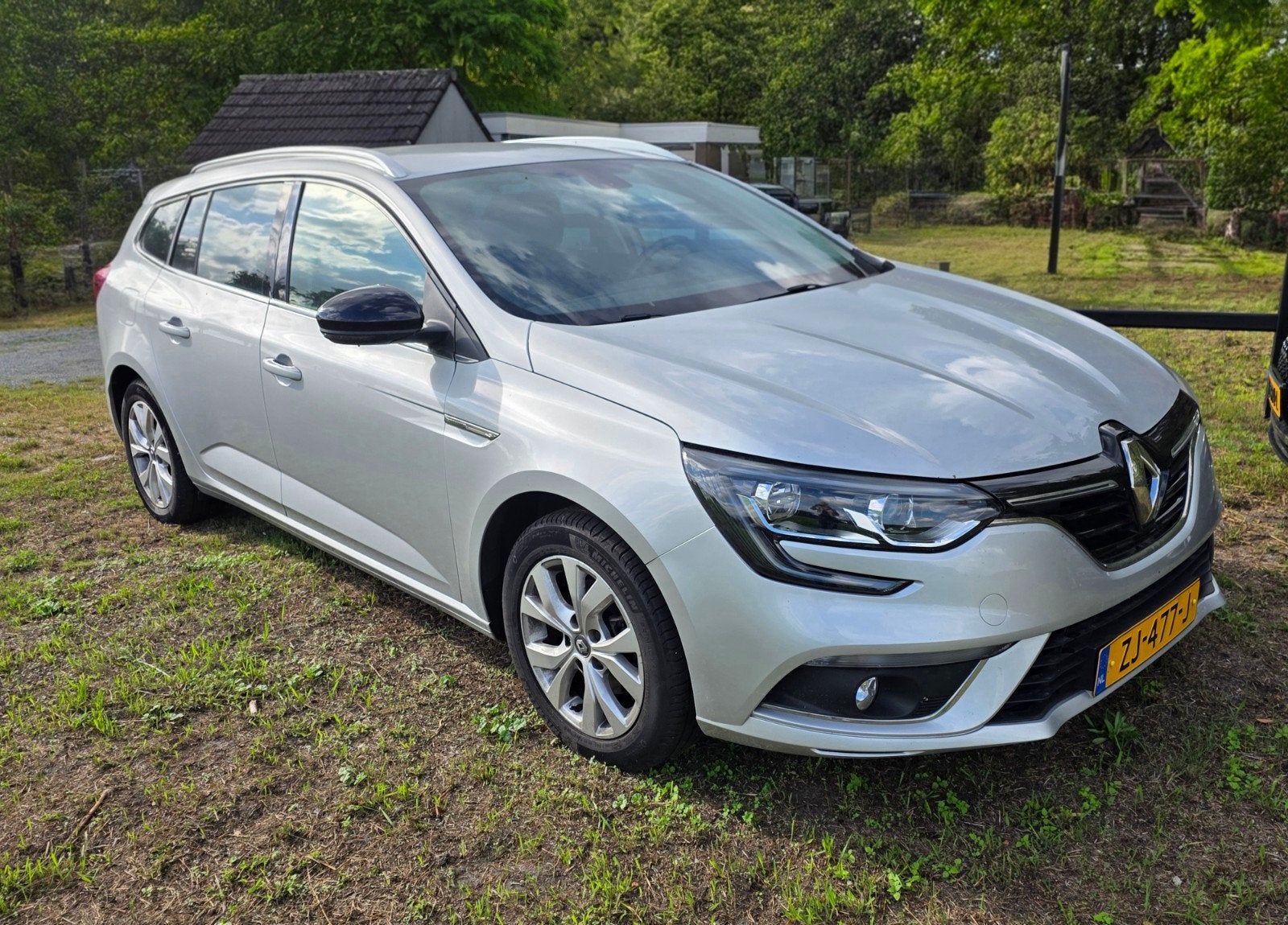 Renault Mégane 1.3 TCe 115pk GPF 2019 Grijs, Voorwielaandrijving, Stof, 4 cilinders, Origineel Nederlands