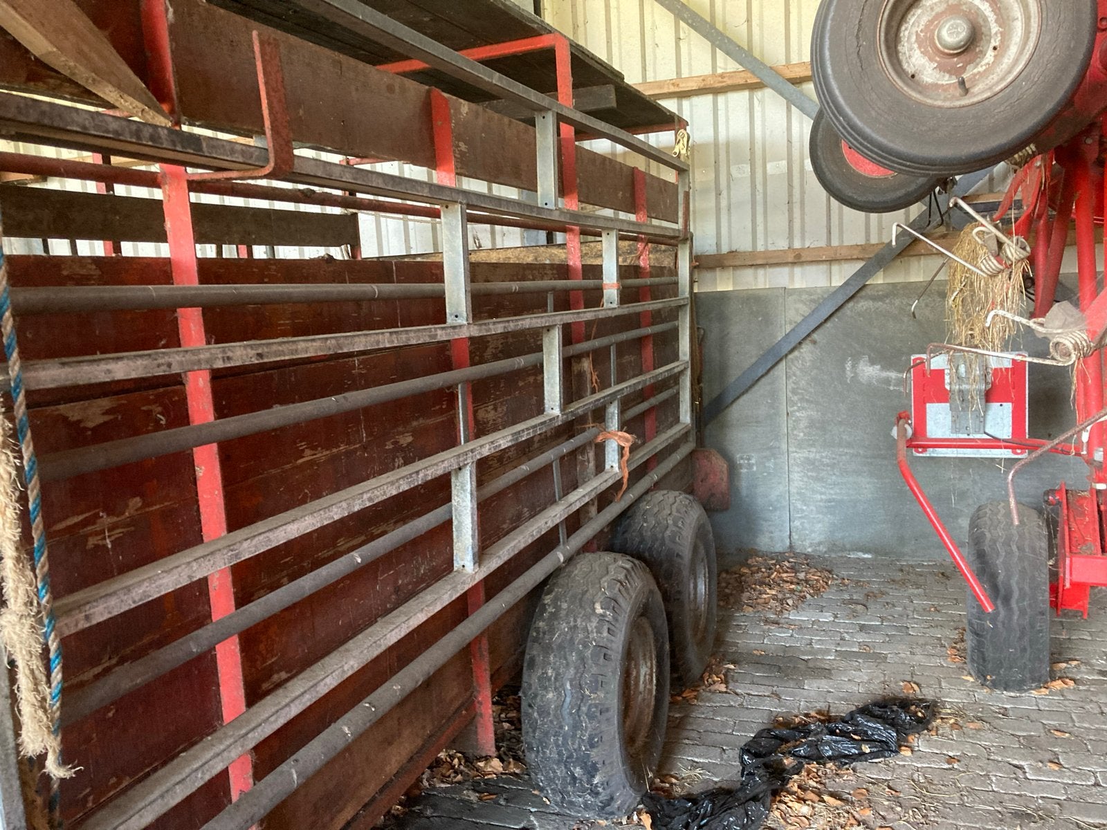 Veewagen 4.75m x 2.15m met nieuwe bodem en hekken, Zakelijke goederen, Ophalen of Verzenden, Veehouderij, Transport