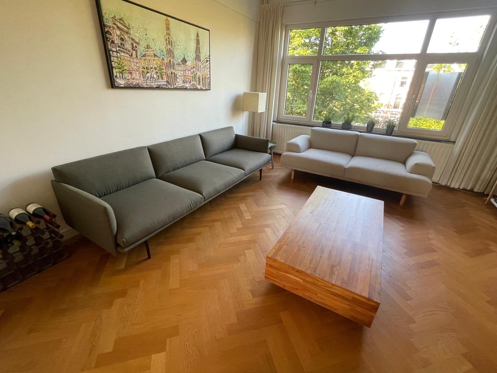 Muuto 3,5-zits bank groen - ZGAN (voor 6 augustus), Ophalen, 250 tot 300 cm, 75 tot 100 cm, Zo goed als nieuw