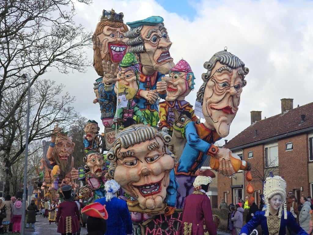 Carnavalswagen Koningshuis – Grote blikvanger!, Ophalen, Carnaval