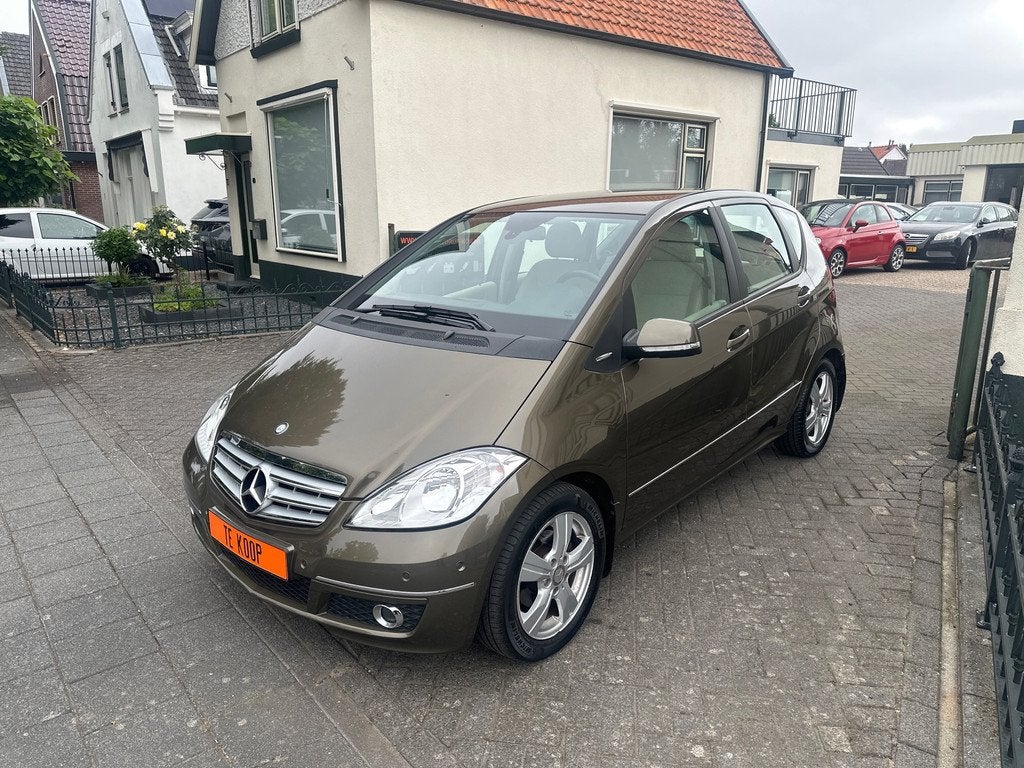 Mercedes-Benz A-klasse 160 Business Class Avantgarde, Auto's, Mercedes-Benz, Euro 5, Metallic lak, Beige, Bruin