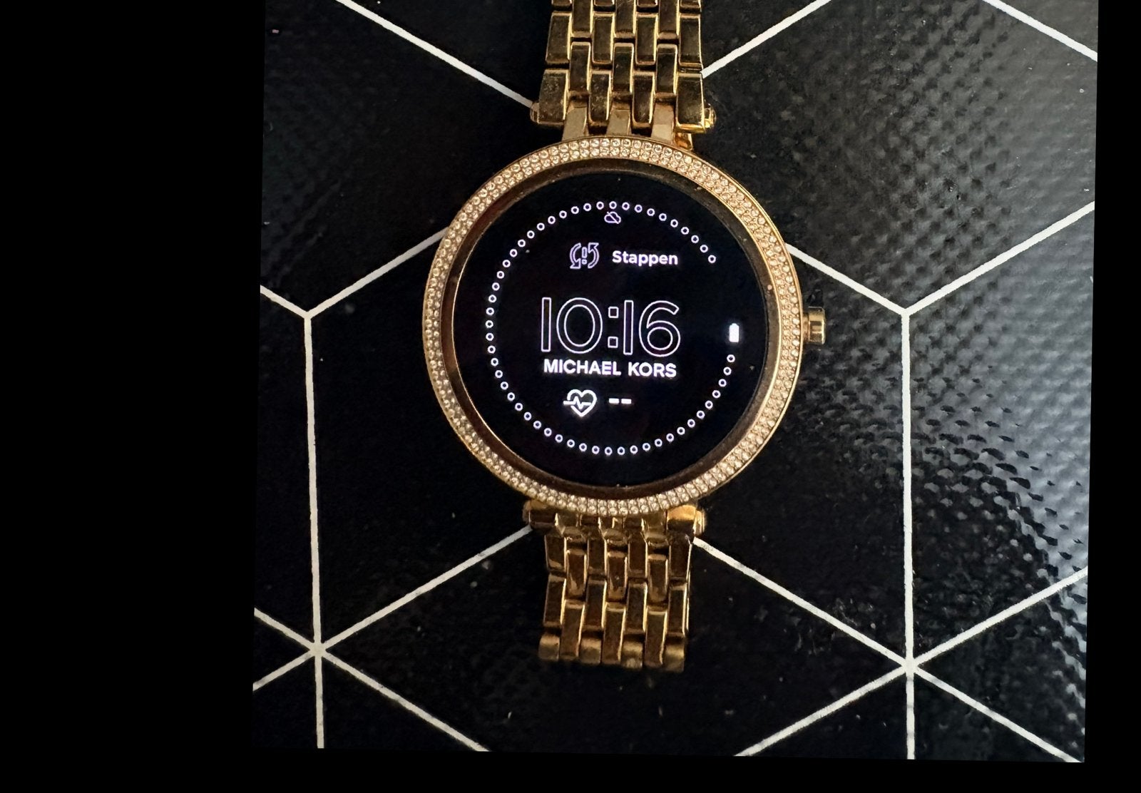 Smartwatch Michael Kors Goudkleurig - Zo goed als nieuw, Ophalen, Hartslag, Zo goed als nieuw, Waterdicht