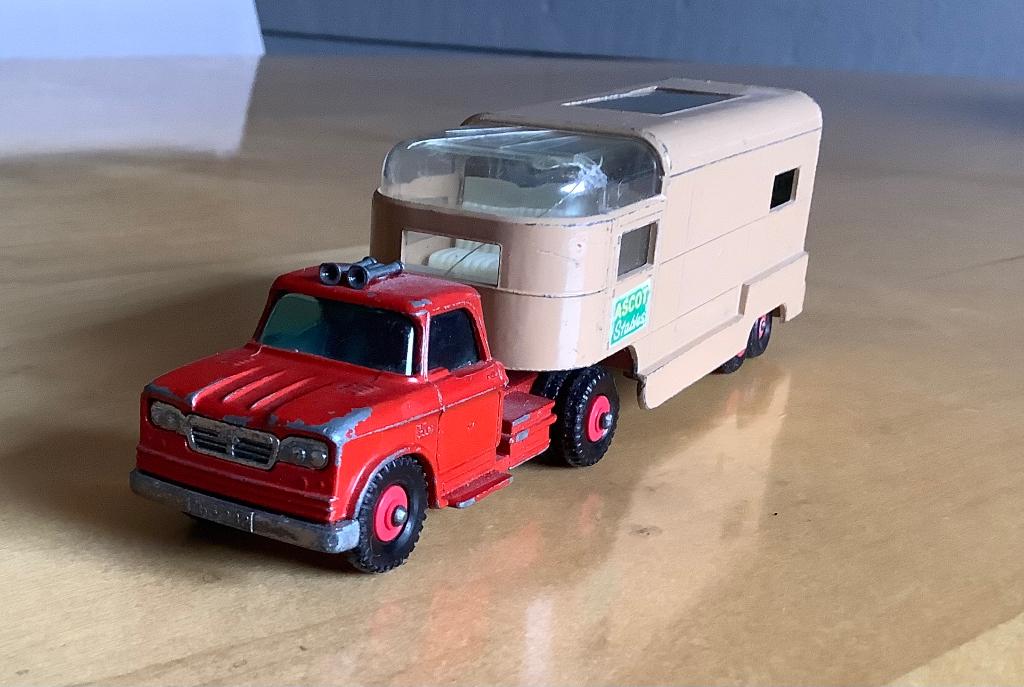 Matchbox Dodge trekker met paardenoplegger, Ophalen of Verzenden, Gebruikt