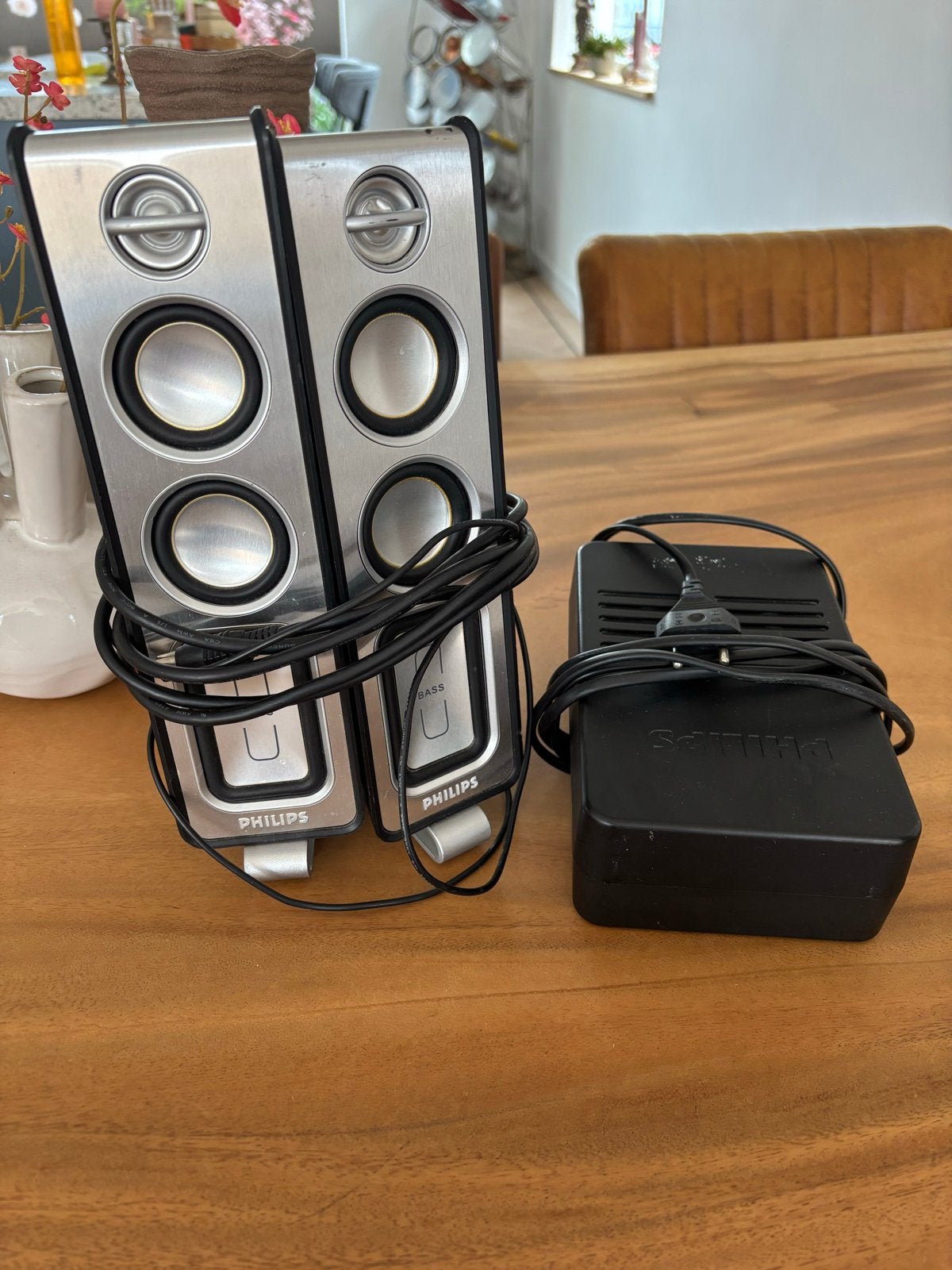 Philips speakerset met adapter, Ophalen, Gebruikt, Minder dan 60 watt, Philips
