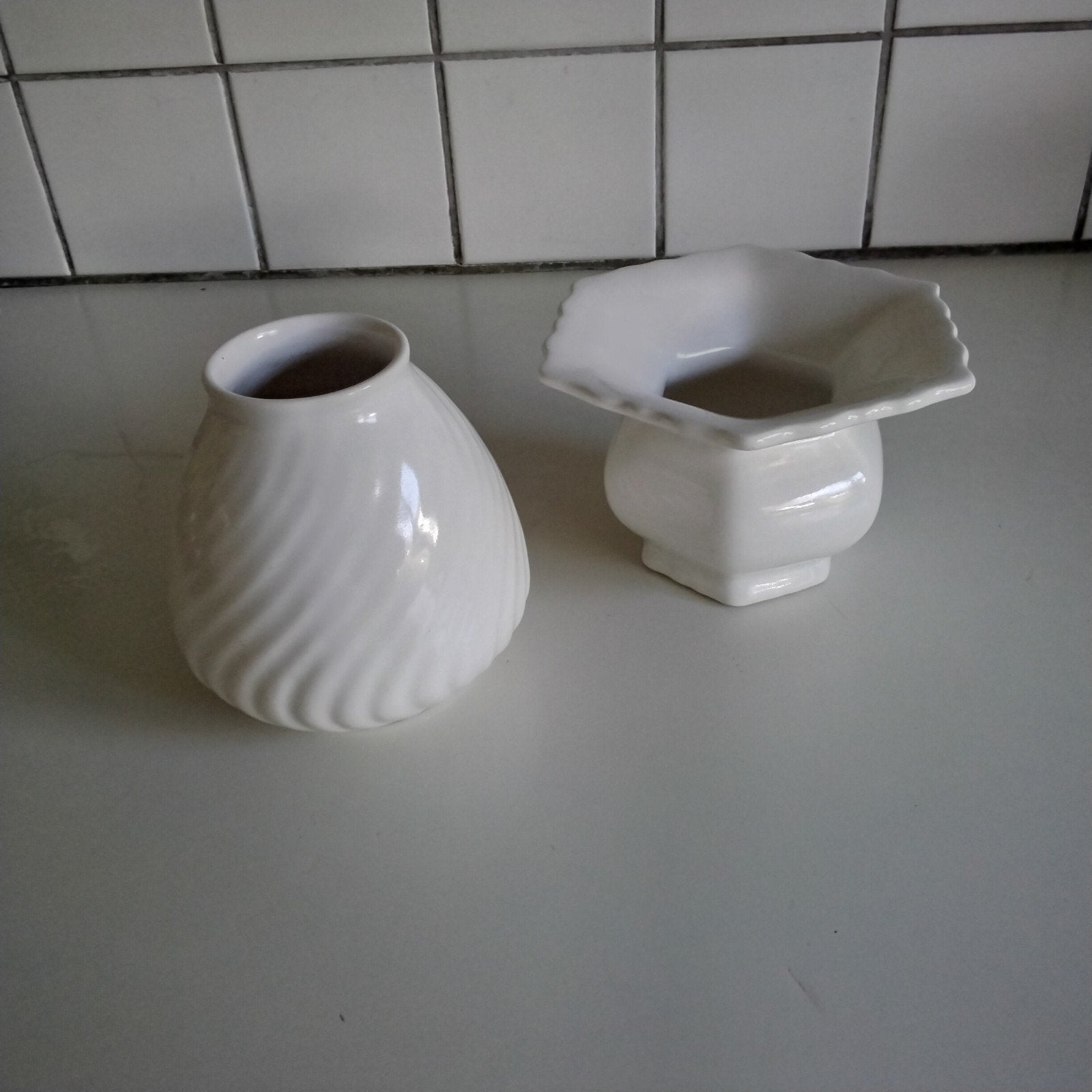 Delfts  " de porcelyne  fles" vaasje en kwispedoor, Antiek en Kunst, Ophalen of Verzenden