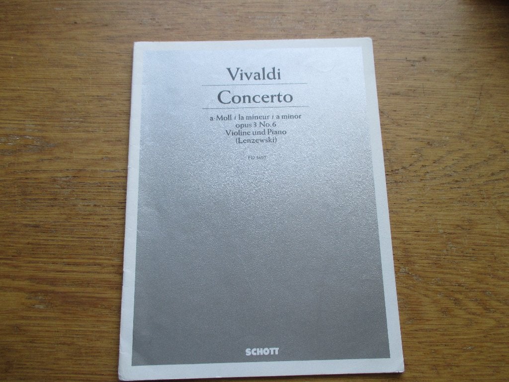 VIVALDI - CONCERT A MINEUR - VOOR VIOOL EN PIANO, Muziek en Instrumenten, Bladmuziek, Gebruikt, Klassiek, Ophalen of Verzenden