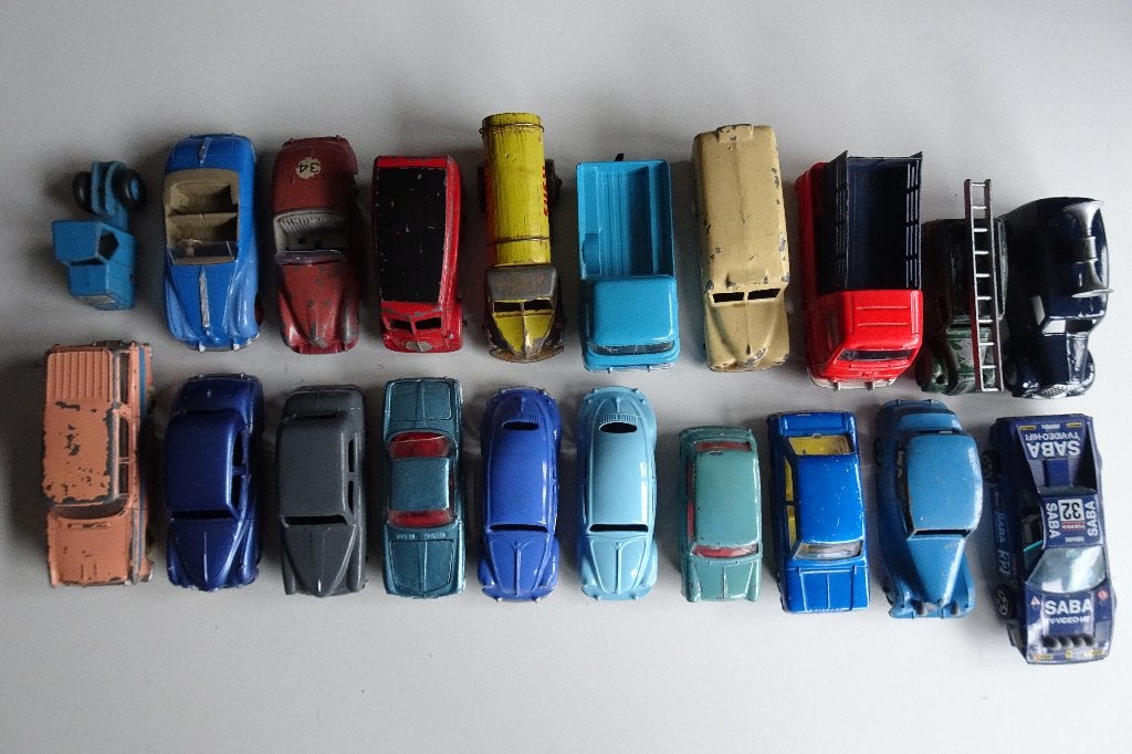 20 Dinky Toys in bespeelde staat, Ophalen of Verzenden, Gebruikt, Auto, Dinky Toys