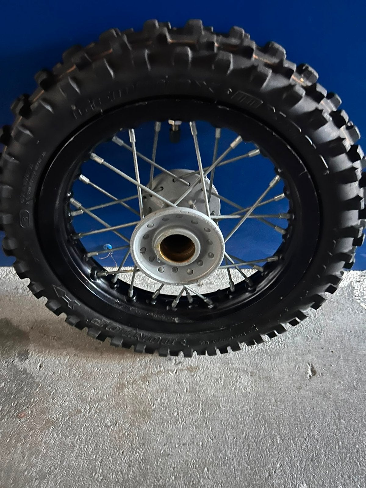 Ktm sx 50 voorwiel met band velg., Ophalen