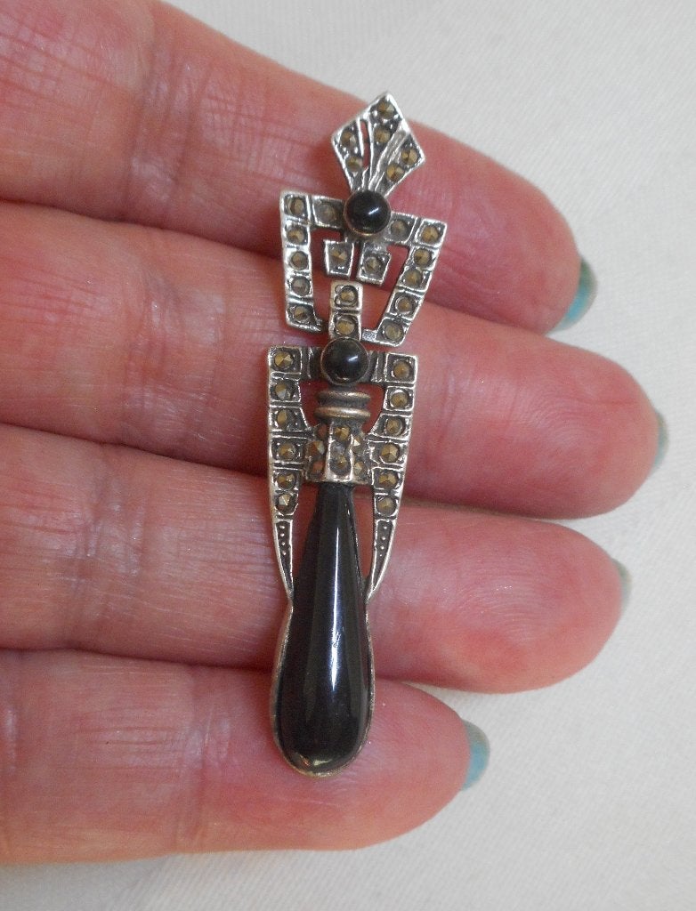 Zilveren Art Deco hanger met onyx en markasiet nr.705