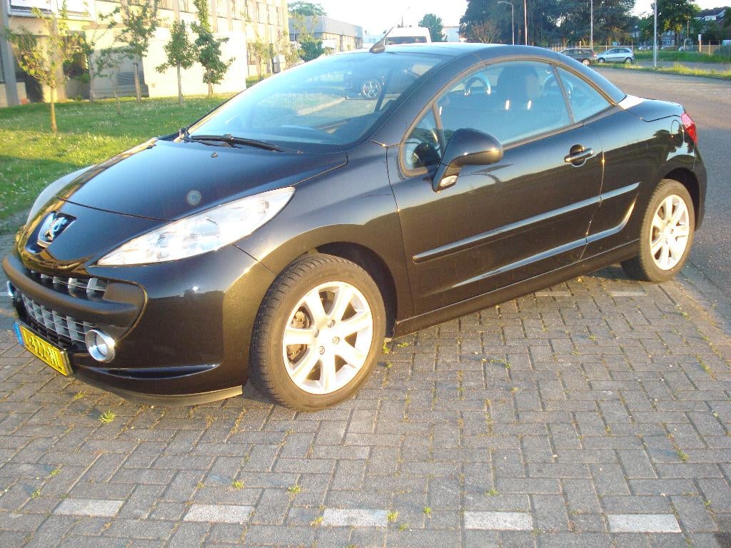Peugeot 207 1.6 16V CC 88KW 2009 Zwart, Voorwielaandrijving, Zwart, 4 cilinders, Cabriolet