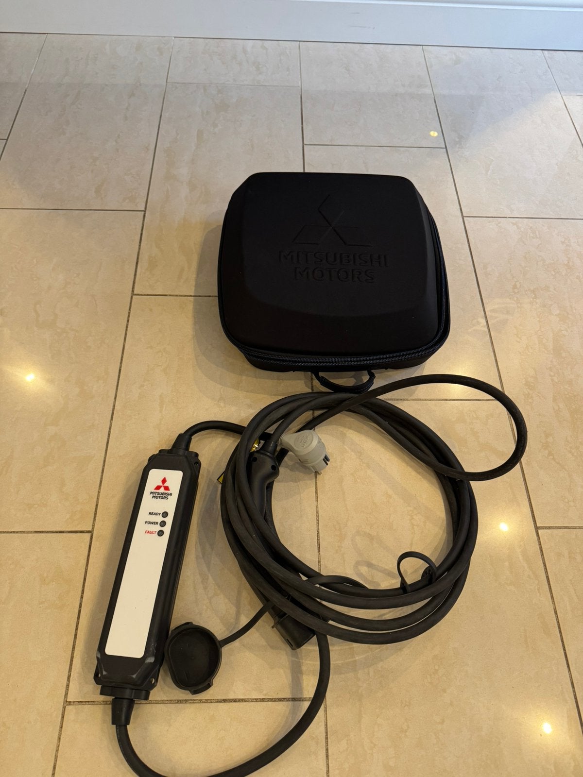 MITSUBISHI EV LAADKABEL 230V 9482A402 ZGAN, Ophalen of Verzenden, Nieuw, Laadkabel
