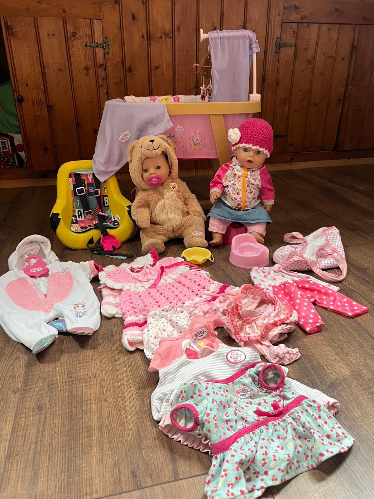 Baby Born 2x, Kinderen en Baby's, Speelgoed | Poppen, Ophalen, Zo goed als nieuw, Babypop