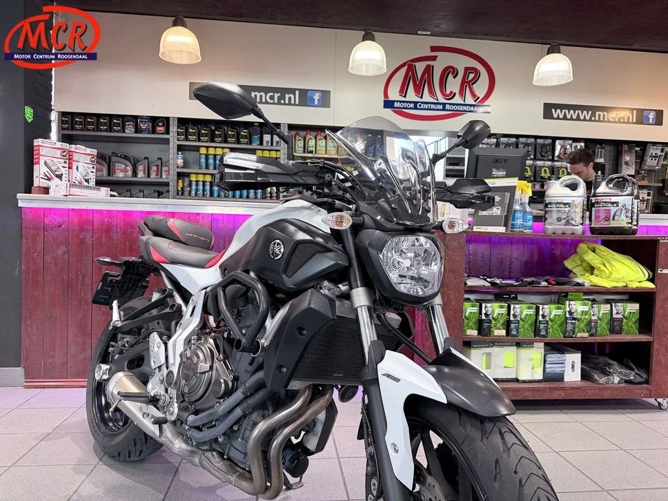 YAMAHA MT 07 ABS (bj 2014), 2 cilinders, Motorrijbewijs A, Onbekend, Meer dan 35 kW