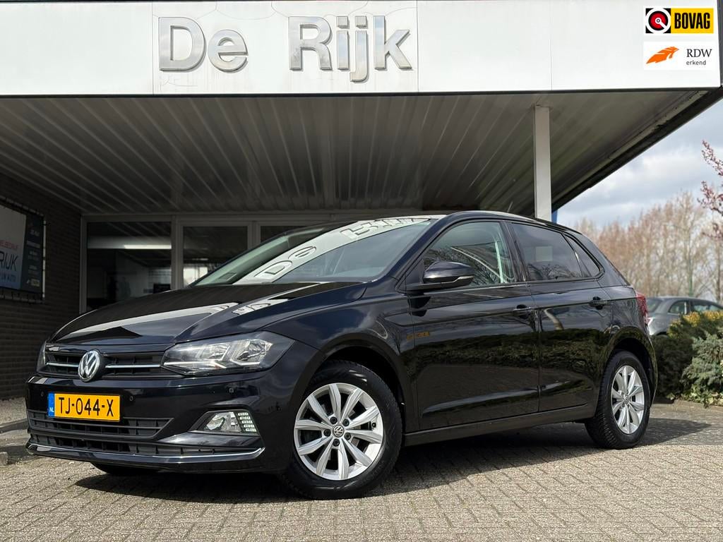 Volkswagen Polo 1.0 TSI Highline | Navi, Climate, Stoelverw., Voorwielaandrijving, Stof, Euro 6, Zwart