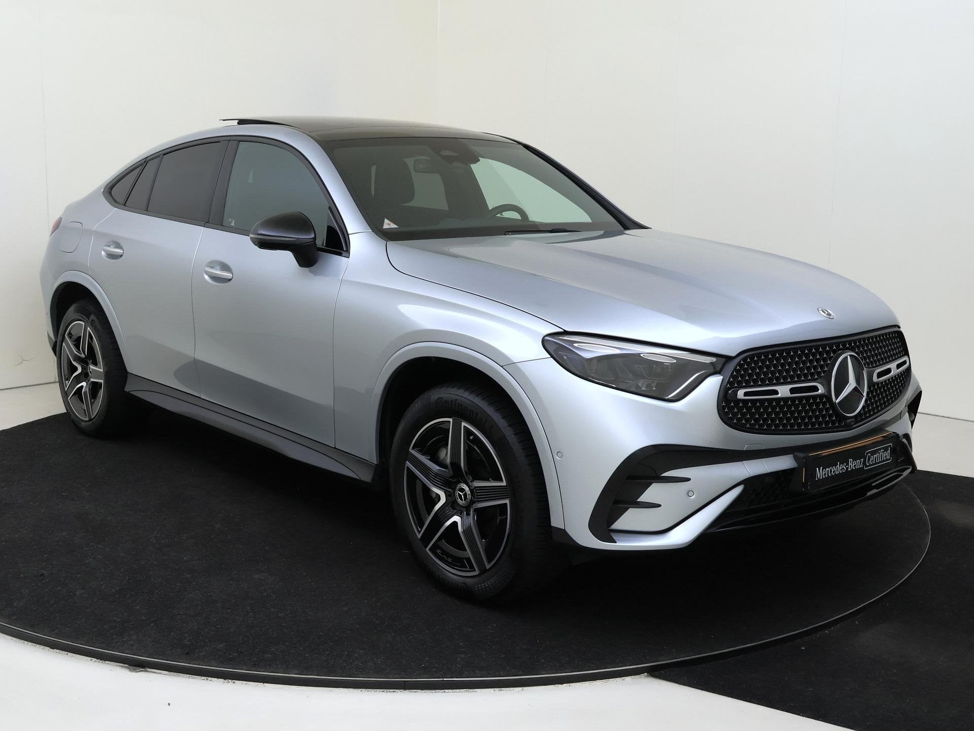 Mercedes-Benz GLC-klasse Coupé 300e 4MATIC AMG Line / Panor, Auto's, Automaat, 2240 kg, Gebruikt, 2000 kg