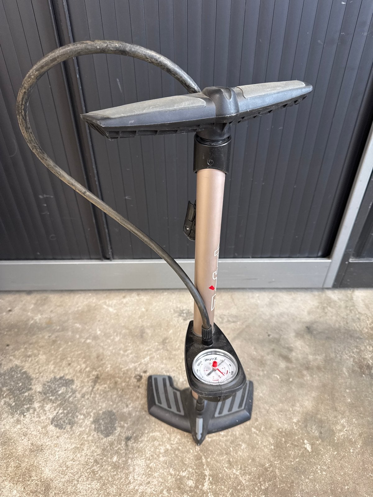 Zeran Air Fiets Pomp met Drukmeter, Ophalen of Verzenden, Drukmeter, Gebruikt
