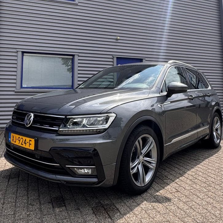 Volkswagen VW Tiguan R-Line 2019 1.5 TSI 150PK, Auto's, Voorwielaandrijving, Stof, 4 cilinders, 75 €/maand