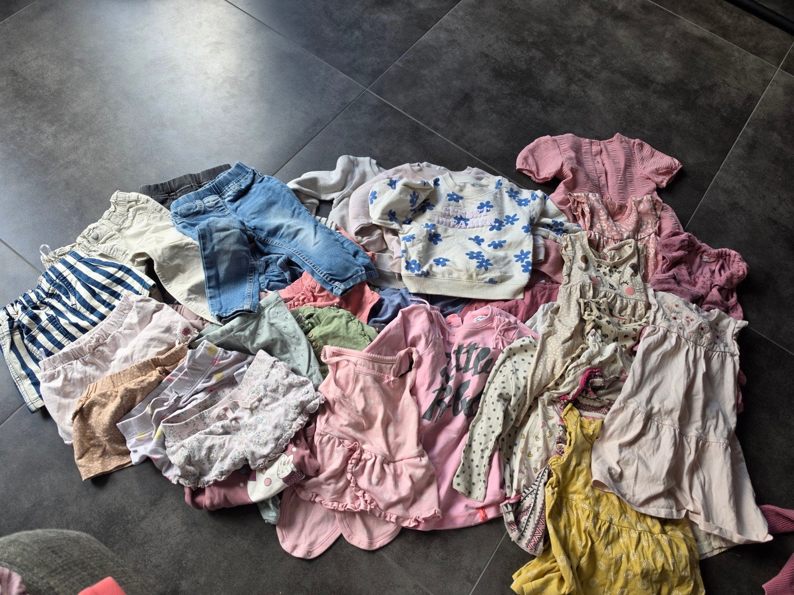 Groot pakket maat 86 41 stuks, Kinderen en Baby's, Babykleding | Baby-kledingpakketten, Ophalen of Verzenden, Zo goed als nieuw