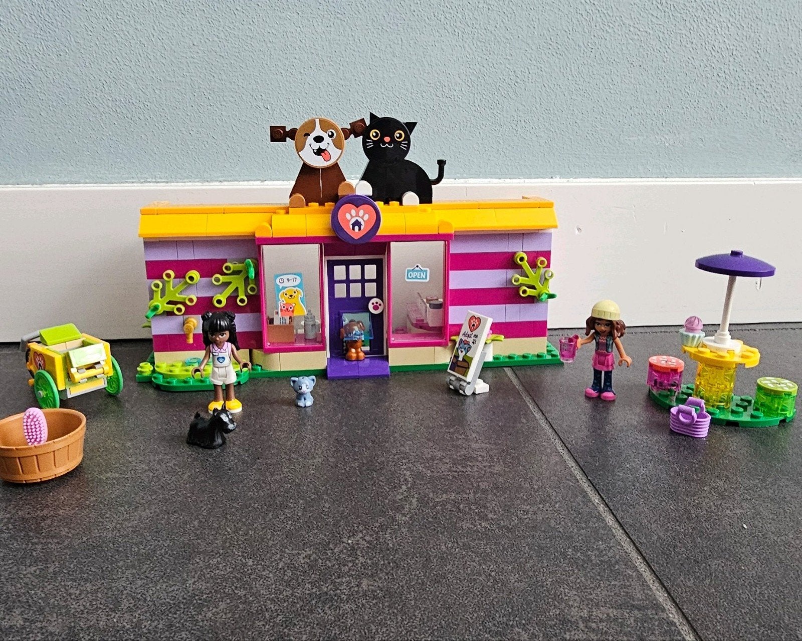 LEGO Friends Huisdierenadoptie Café #41699, Ophalen, Zo goed als nieuw