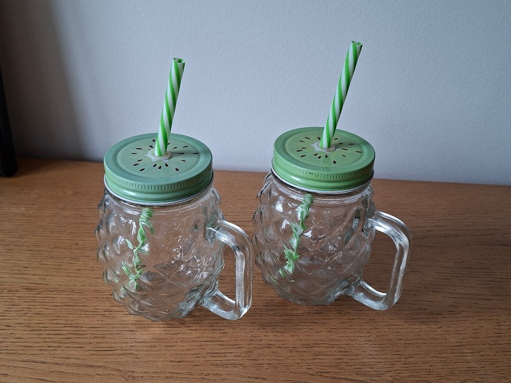 2x glazen in ananas vorm + rietje. Deksel gecoated metaal., Overige typen, Ophalen of Verzenden, Nieuw, Glas
