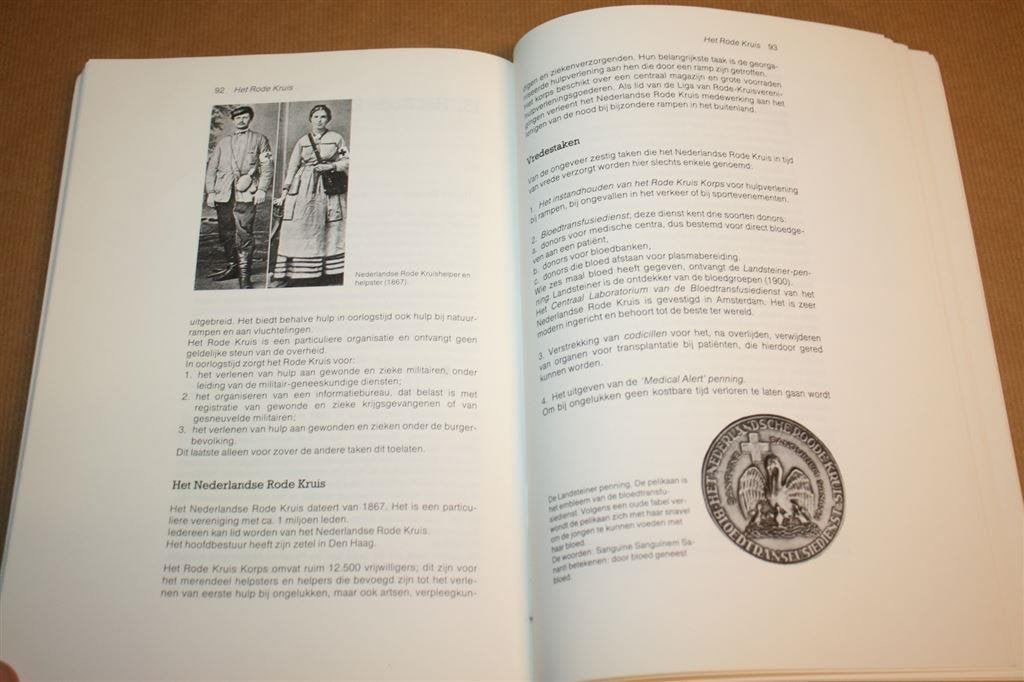 Geschiedenis van de ziekenverpleging, Ophalen of Verzenden, Gelezen