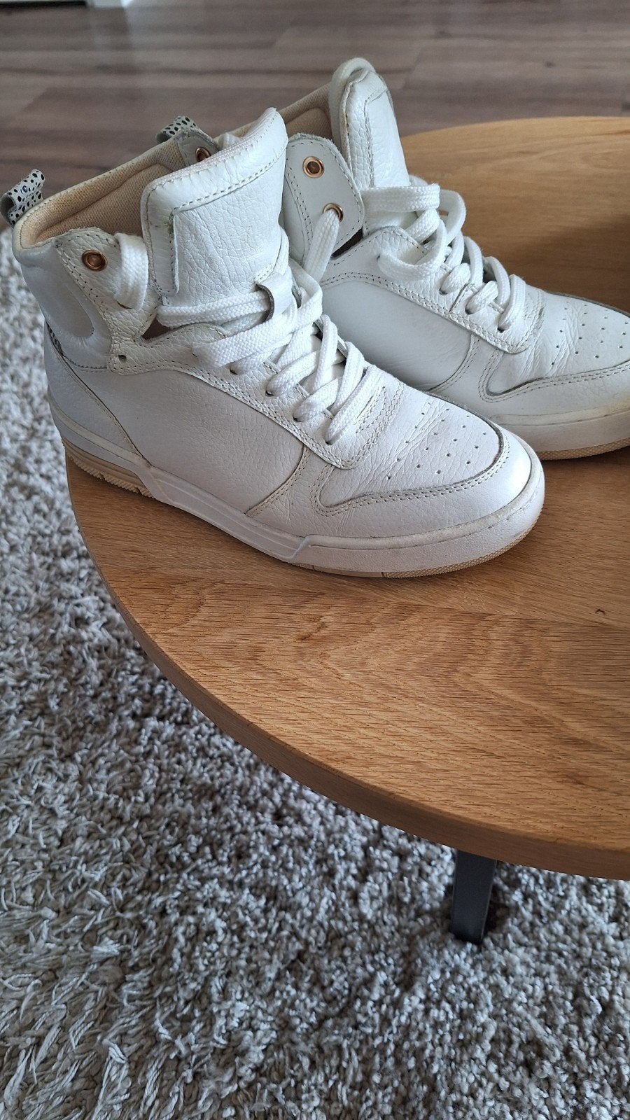 leren Poelman hoge sneakers mt 37, Sport en Fitness, Basketbal, Ophalen of Verzenden, Zo goed als nieuw, Schoenen