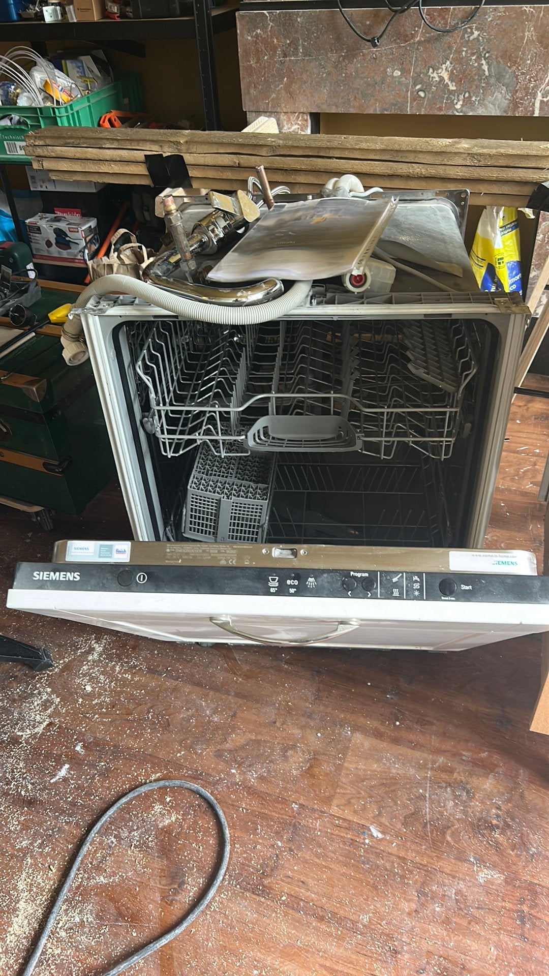 Inbouw vaatwasser siemens, Witgoed en Apparatuur, Vaatwasmachines, Ophalen, Zo goed als nieuw, Inbouw, Minder dan 85 cm