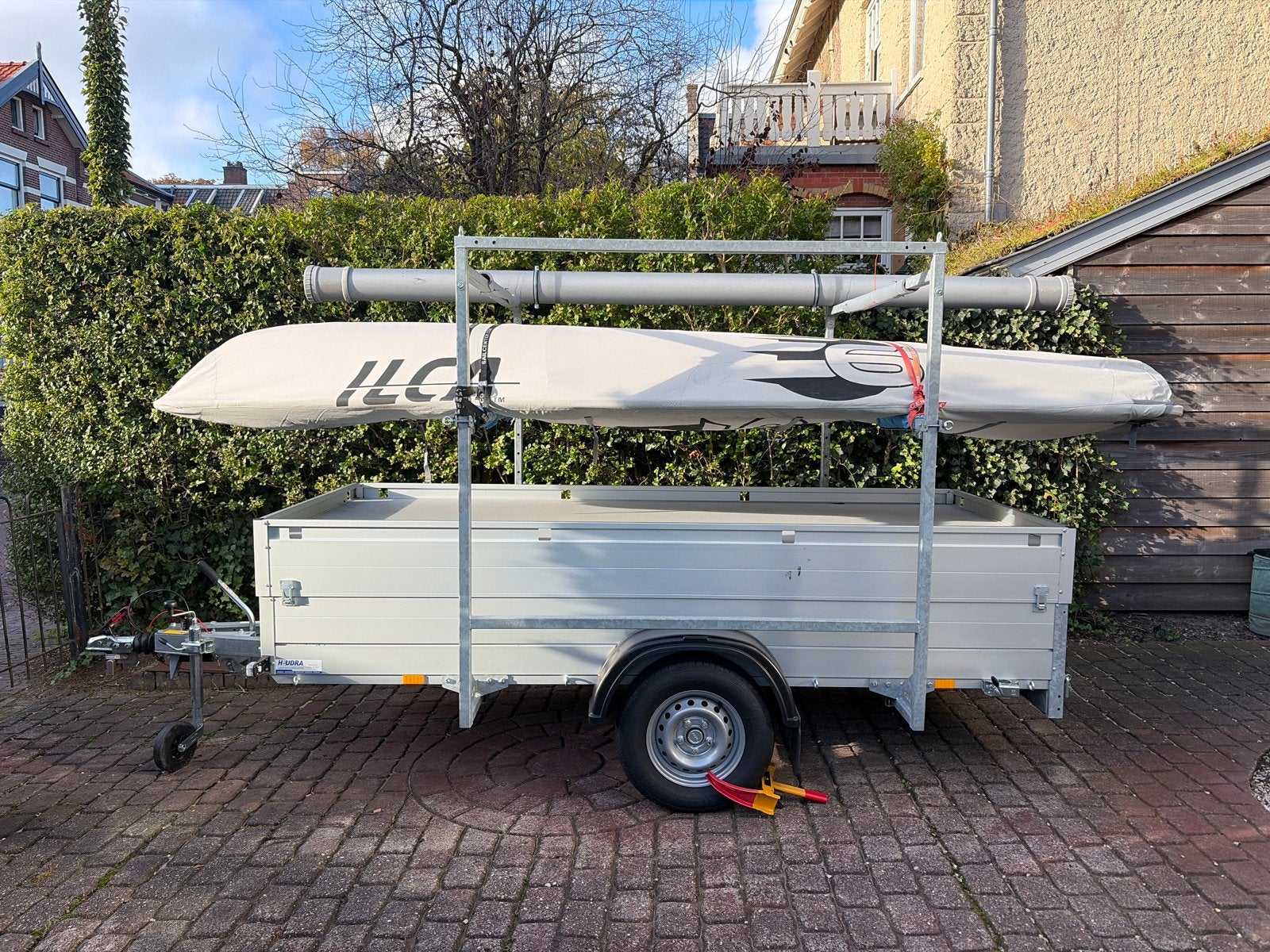 Heudra aanhangwagen met stalen opbouw voor 2 ILCA’s, Ophalen, Zo goed als nieuw