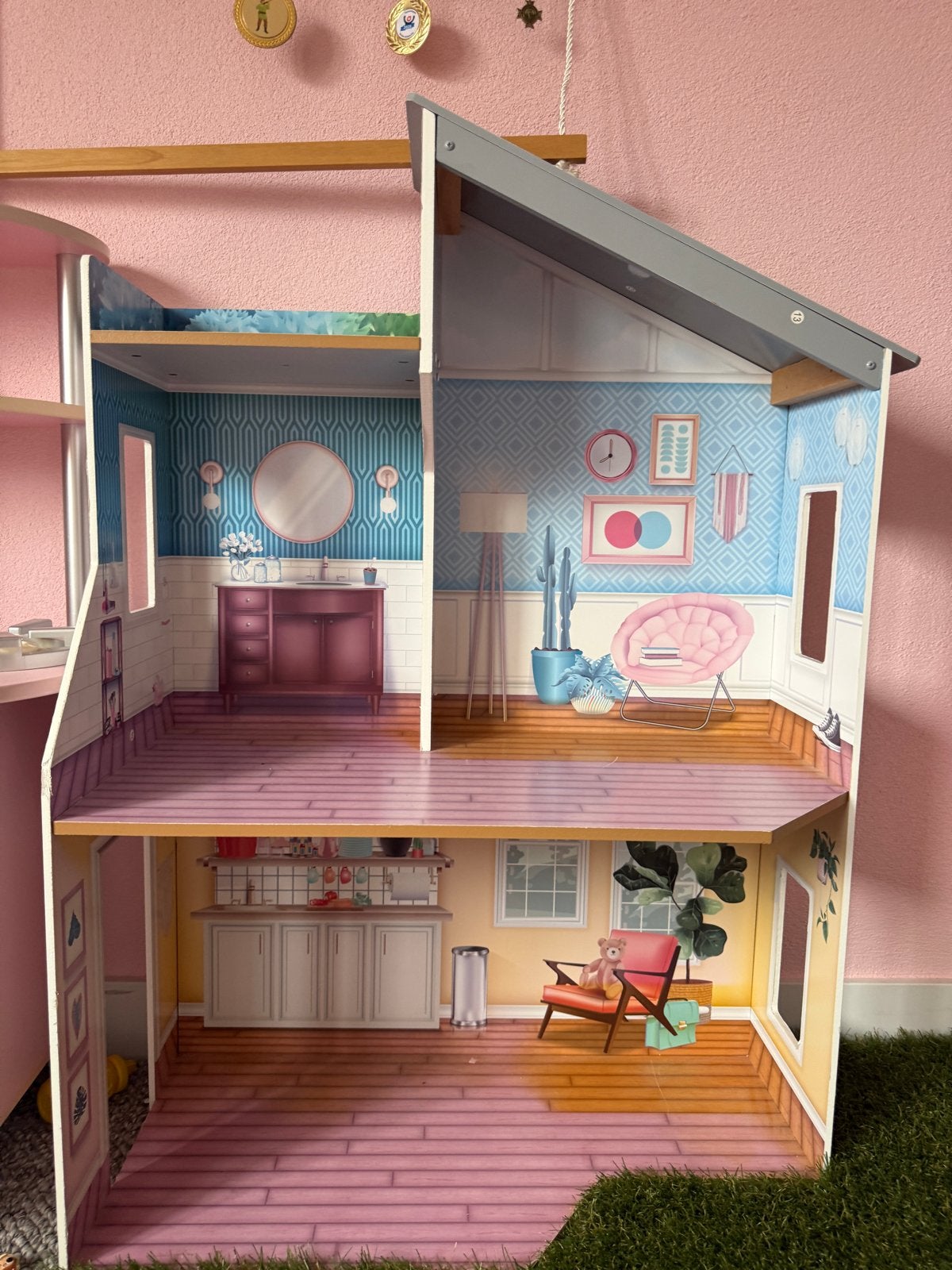 Groot Kidkraft Poppenhuis met ‘tuin’ voor oa Barbie, Ophalen, Gebruikt, Poppenhuis