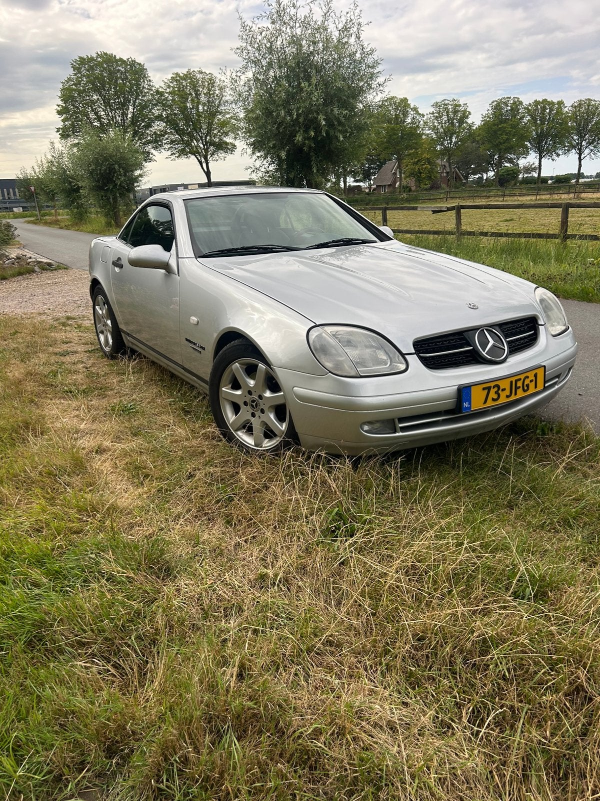 Mercedes-Benz SLK 2.3 Slk230 Kompr Roadster AUT 1998 Grijs, Automaat, Achterwielaandrijving, 4 cilinders, Cabriolet