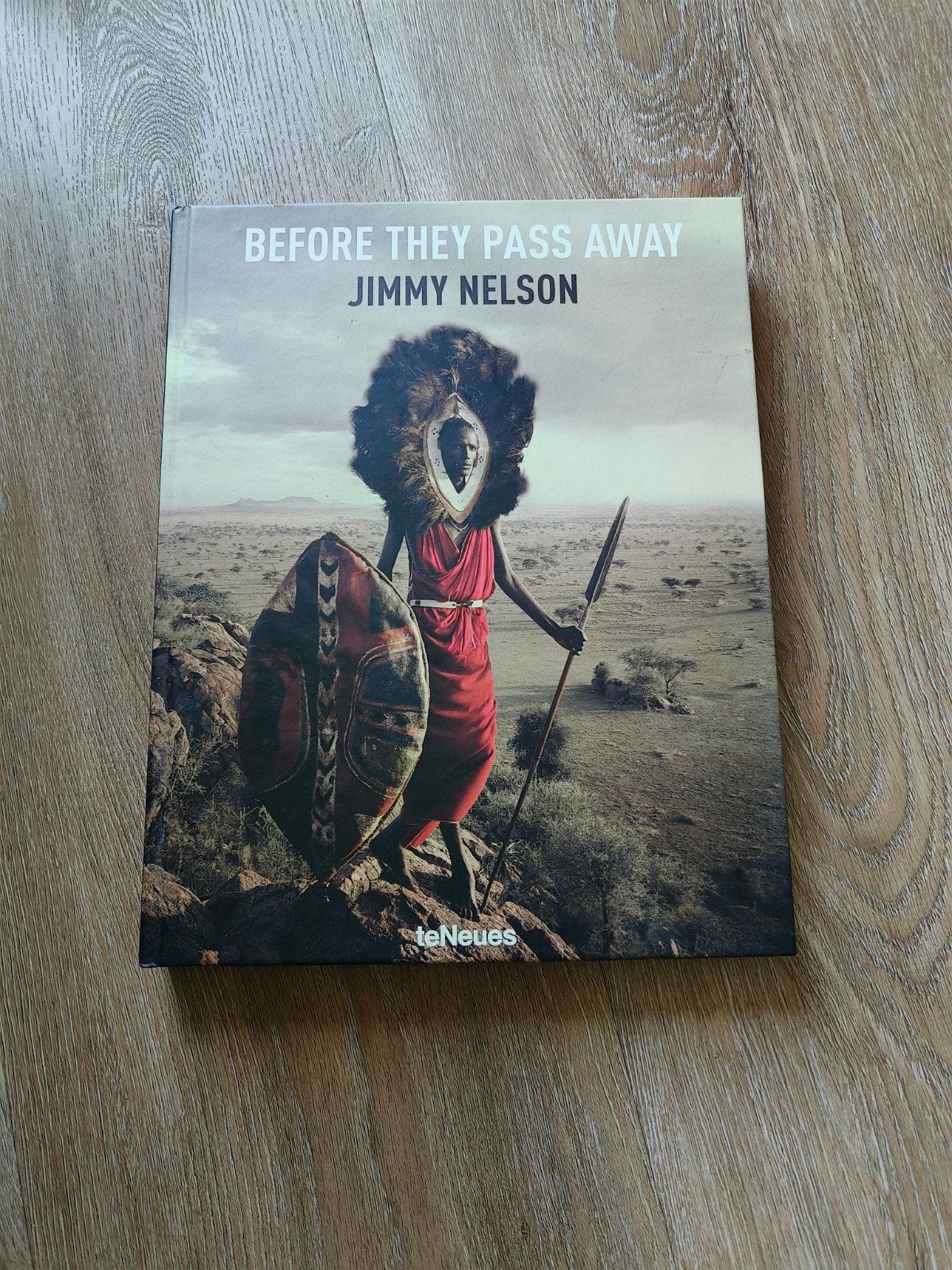 Before They Pass Away - Jimmy Nelson (Fotoboek), Boeken, Ophalen, Zo goed als nieuw, Fotografie algemeen, Jimmy Nelson