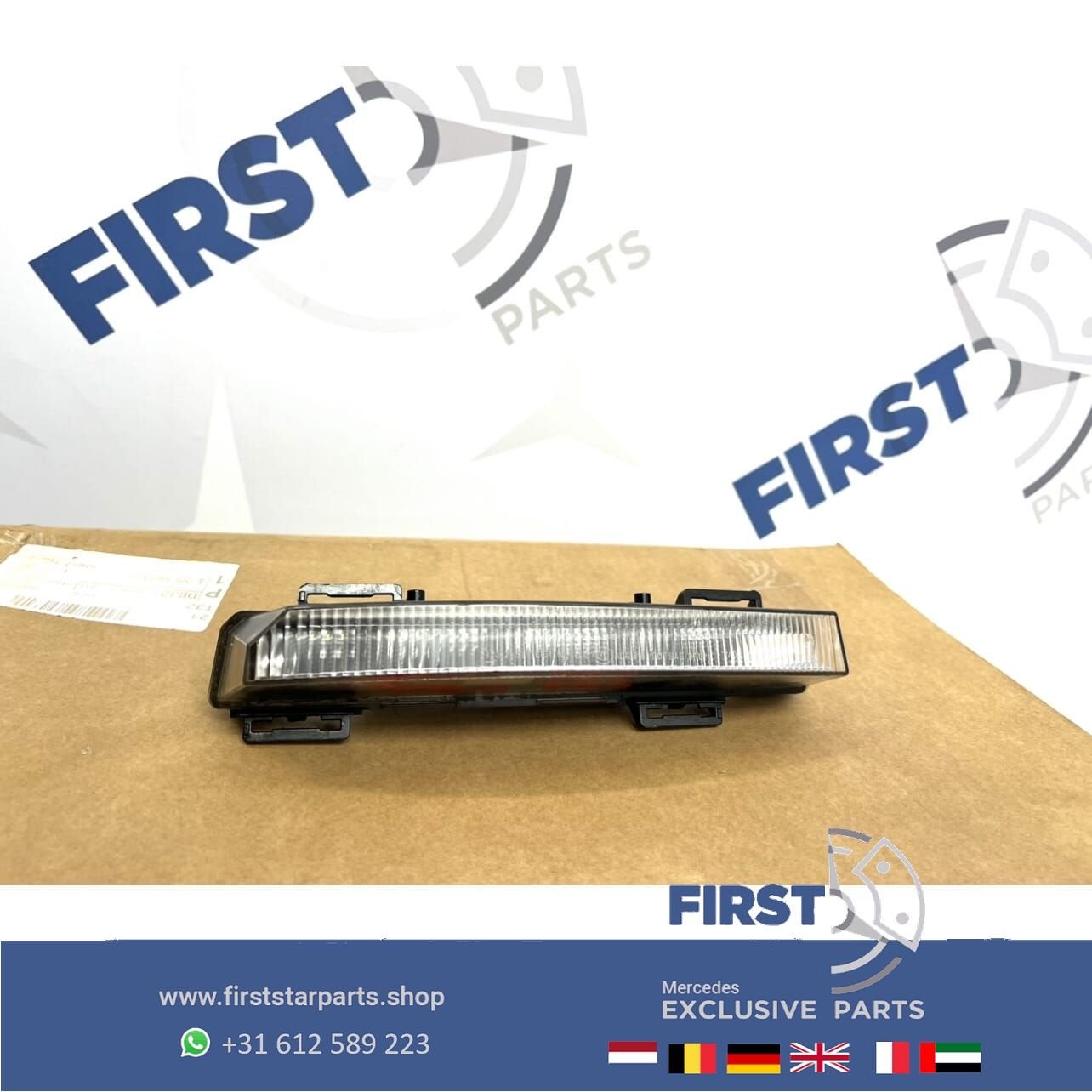 W204 C63 AMG MISTLAMP Origineel Mercedes C KLASSE C204 S204, Gebruikt, -, Ophalen of Verzenden, -