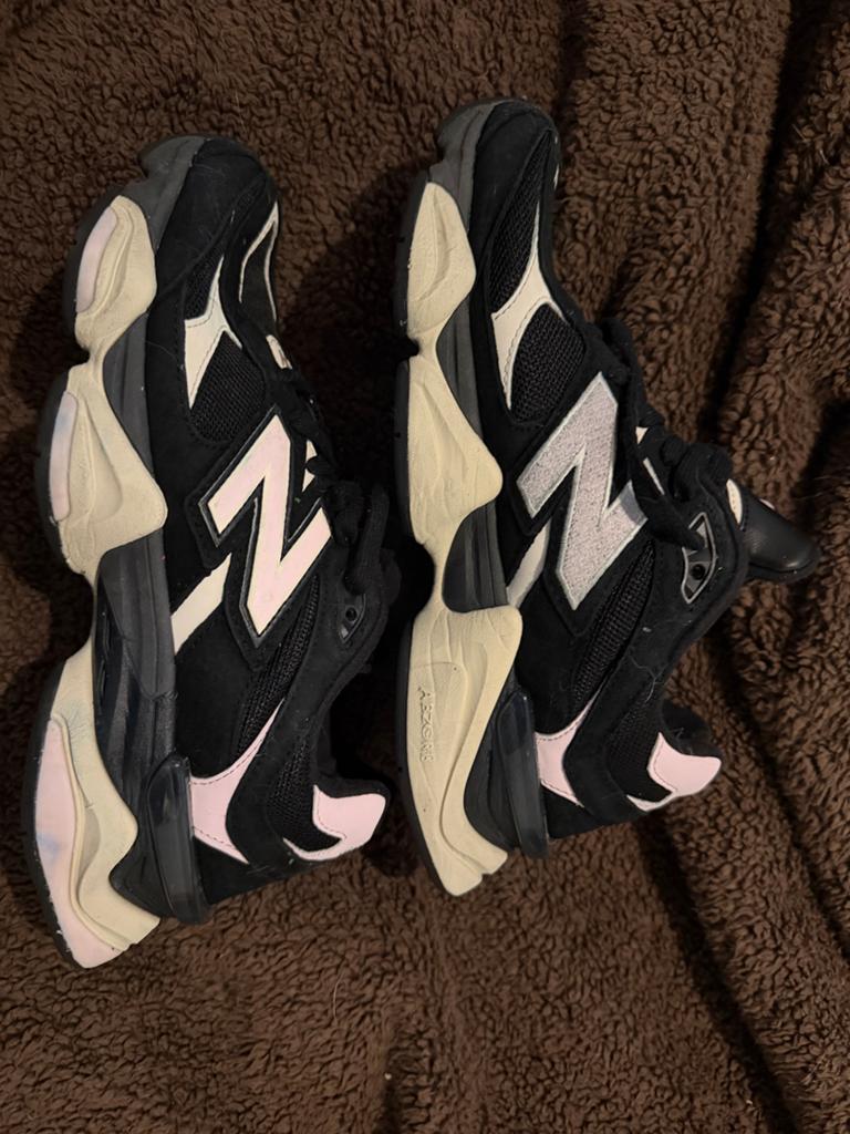 New Balance 9060 sneakers, maat 41.5, Kleding | Dames, Schoenen, Verzenden, Zwart, Sneakers of Gympen, Gedragen