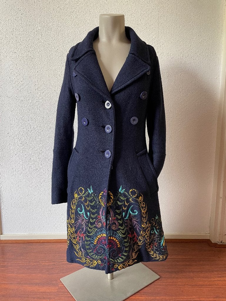 Desigual marineblauwe wollen jas met borduursels, Blauw, Ophalen of Verzenden, Zo goed als nieuw, Desigual