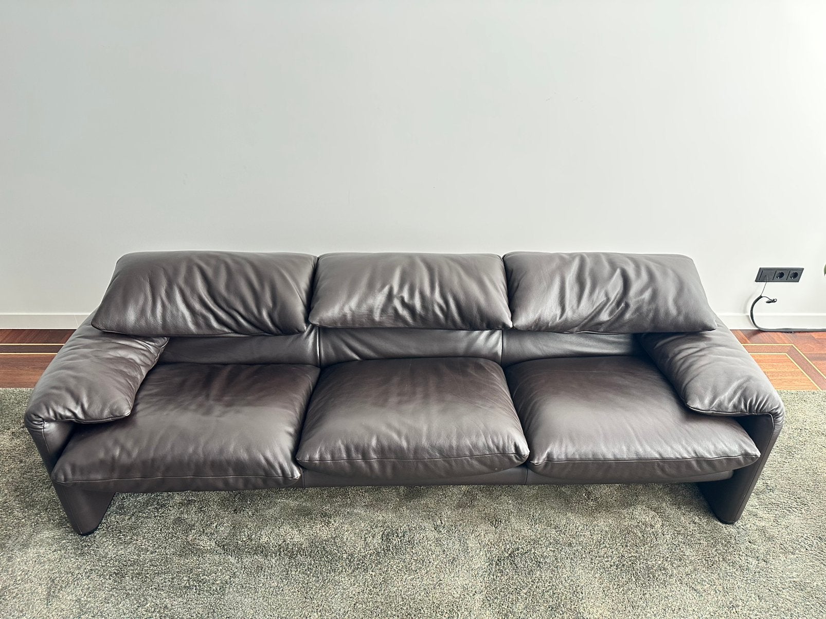 Cassina Maralunga bank 3-zits, Ophalen, 100 tot 125 cm, Leer, Zo goed als nieuw