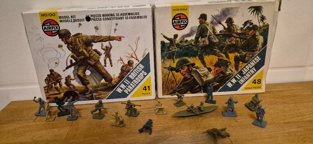 Airfix WOII Britse Paratroepers & Japanse Infanterie, Ophalen of Verzenden, Gebruikt
