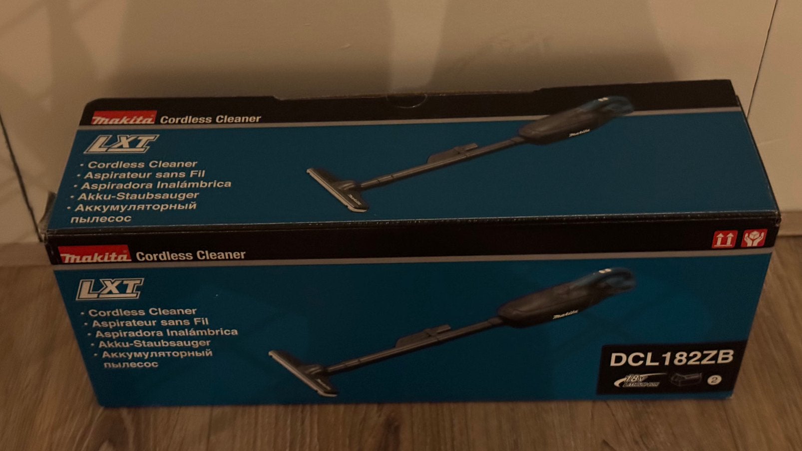 Makita Draadloze Stofzuiger (body), hand vaccum cleaner, Ophalen, Reservoir, Steelstofzuiger, Makita