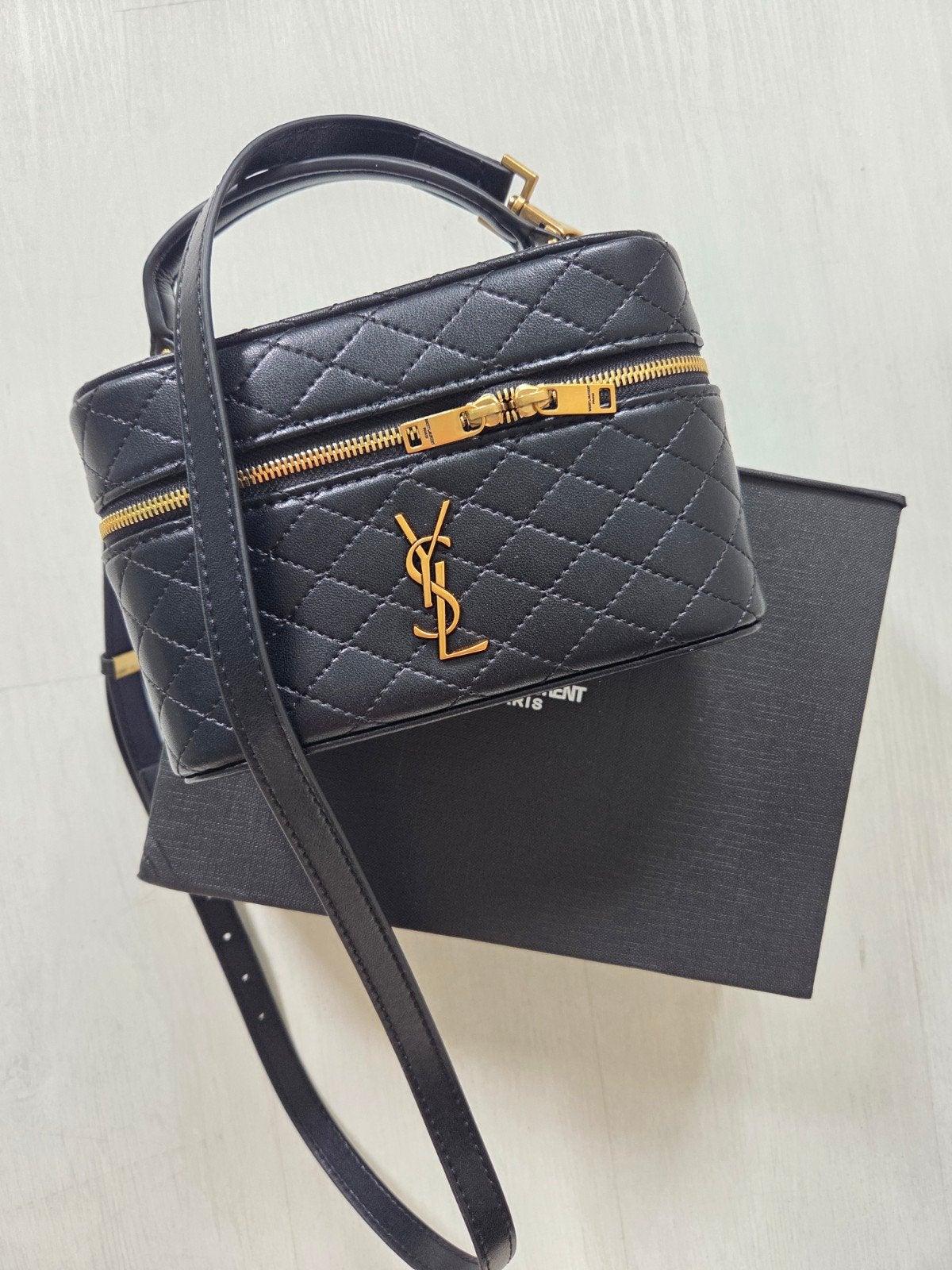 Ysl tas, Ophalen of Verzenden, Nieuw, Zwart, Schoudertasje