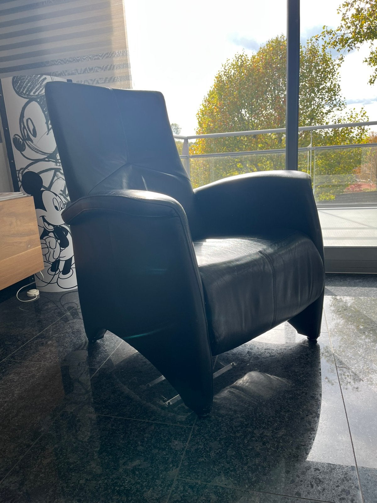 Relax fauteuil, zwart, Ophalen, Gebruikt, Leer, 50 tot 75 cm