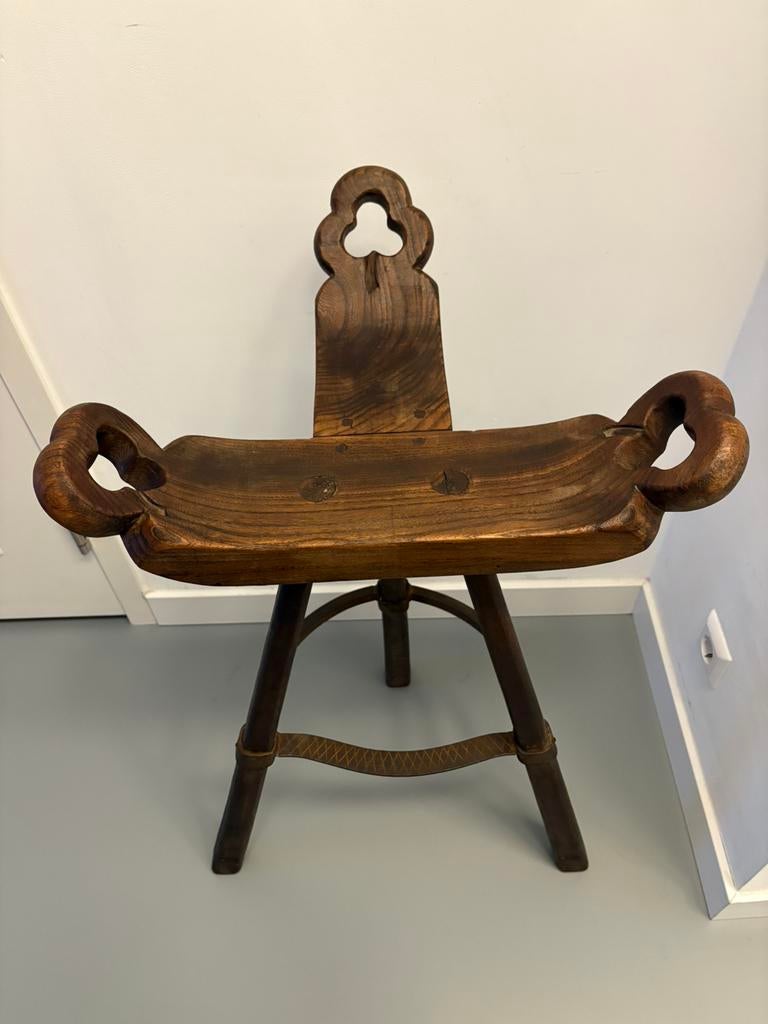 Vintage Spaanse ‘Marbella’ barkruk, Huis en Inrichting, Barkrukken, Gebruikt, 90 cm of meer, Hout, Metaal, 1 kruk, Ophalen of Verzenden