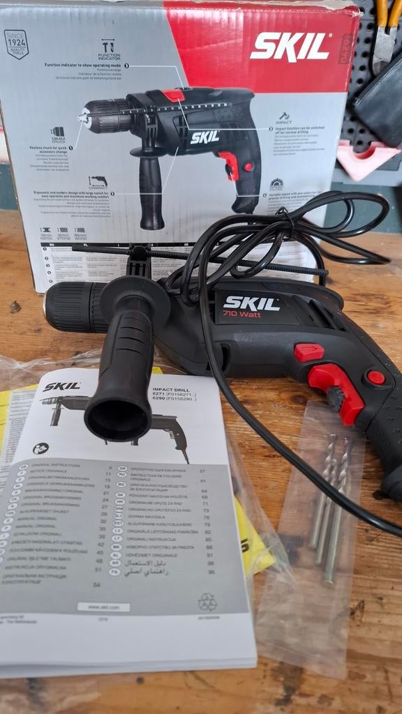 Skil drill boormachine 710 watt nieuw in doos, Ophalen of Verzenden