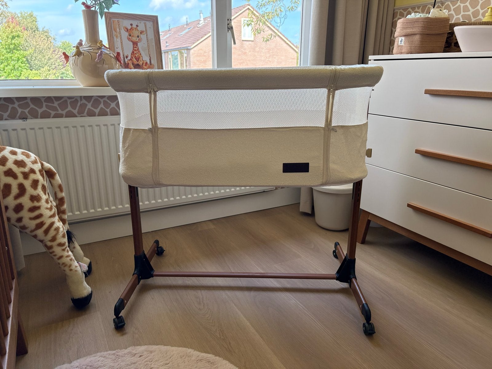 Novi Co-sleeper Goodnight Premium Walnut NIEUW, Kinderen en Baby's, Ophalen, Nieuw, Wieg