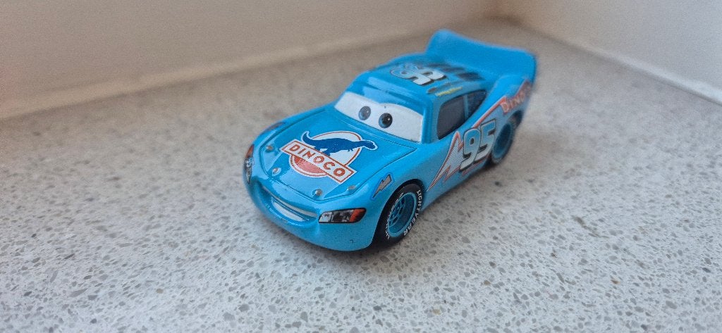 Disney Pixar Cars Lightning McQueen Dinoco, Ophalen of Verzenden, Zo goed als nieuw